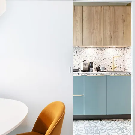 Stylish 1-bedroom Near Center * Luxembourg By