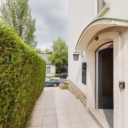 Lejlighed Stylish 1-bedroom Near Center *