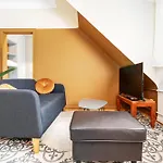 Apartamento Stylish 1-bedroom Near Center