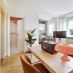 Stylish 1-bedroom Near Center Apartamento Luxemburgo