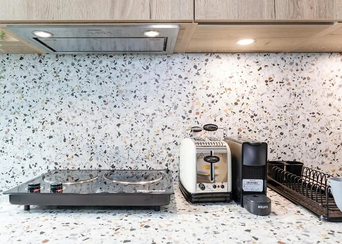 Stylish 1-bedroom Near Center Apartment Luxemburg