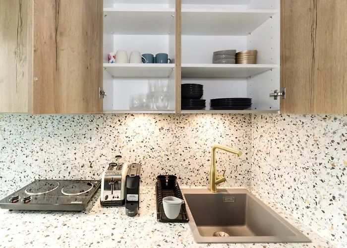 Apartment Stylish 1-bedroom Near Center *