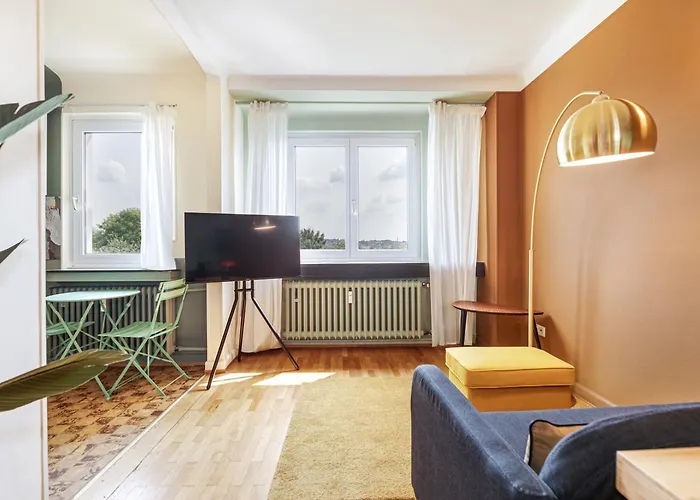 Stylish 1-bedroom Near Center